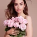 Lily Collins con cejas gruesas