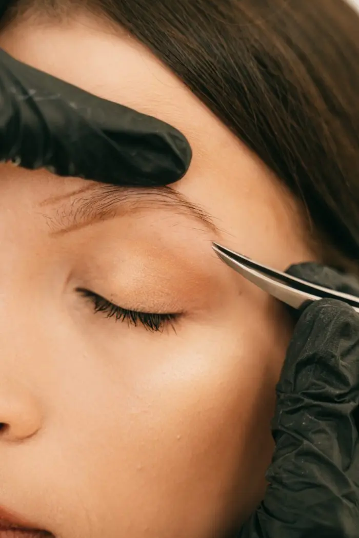 Línea perfecta de cejas