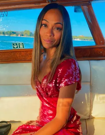 ojos almendrados zoe saldana