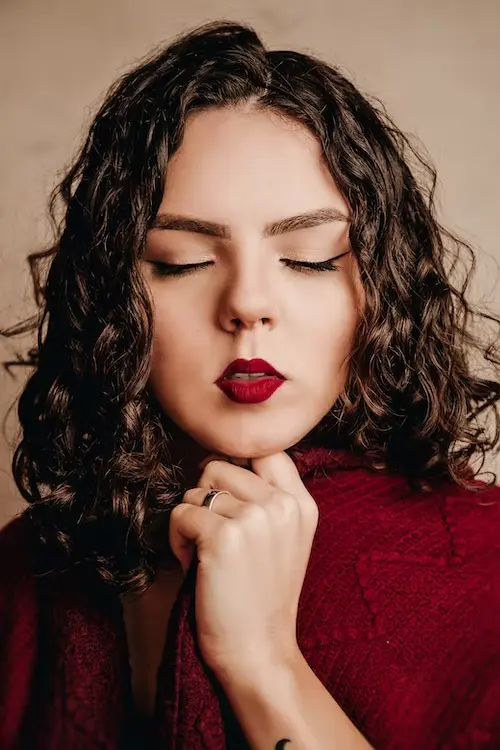 Resaltar Maquillaje con Labial Rojo Intenso