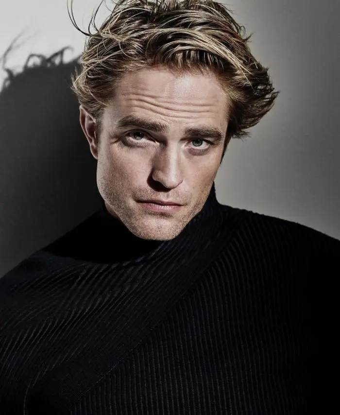 Robert Pattinson con Ojos Profundos