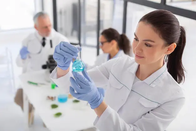 ¿Se Puede Usar Alcohol Isopropílico al 70% para Limpiar Gafas?