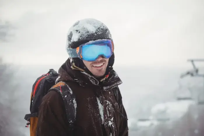 Cuál es la mejor lente para moto de nieve