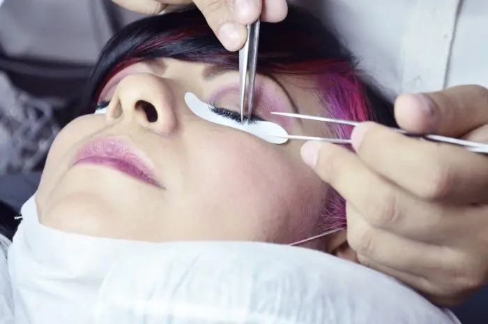 elige las extensiones de pestañas adecuadas