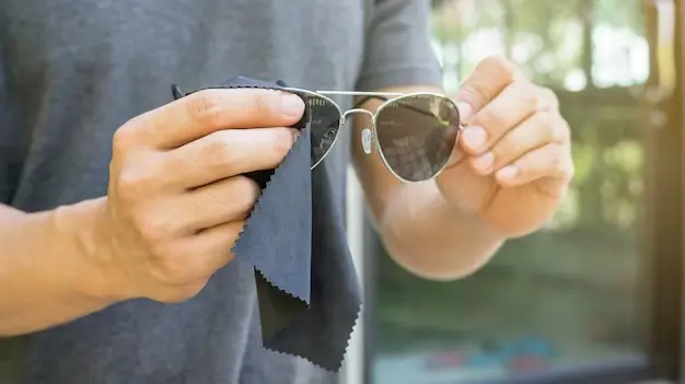 Eliminar rayones de gafas Ray-Ban
