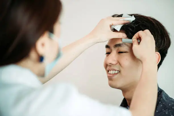 Ideas de Cortes de Cejas para Hombres