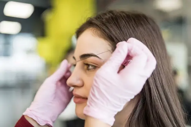 Ideas de Cortes de Cejas para Mujeres